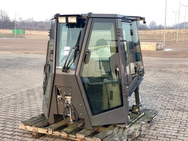 CASE D 1650 NEW CAB بلدوزرات مجنزرة