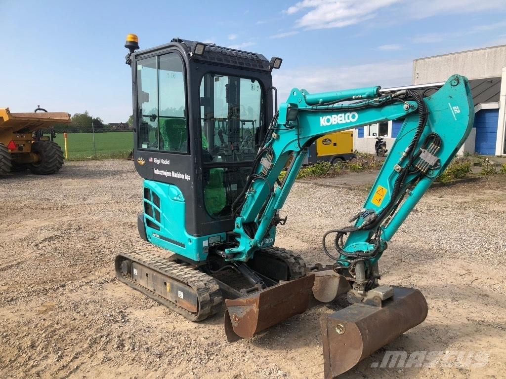 Kobelco SK 17 SR-5 حفارات صغيرة أقل من 7 طن (حفارات صغيرة)