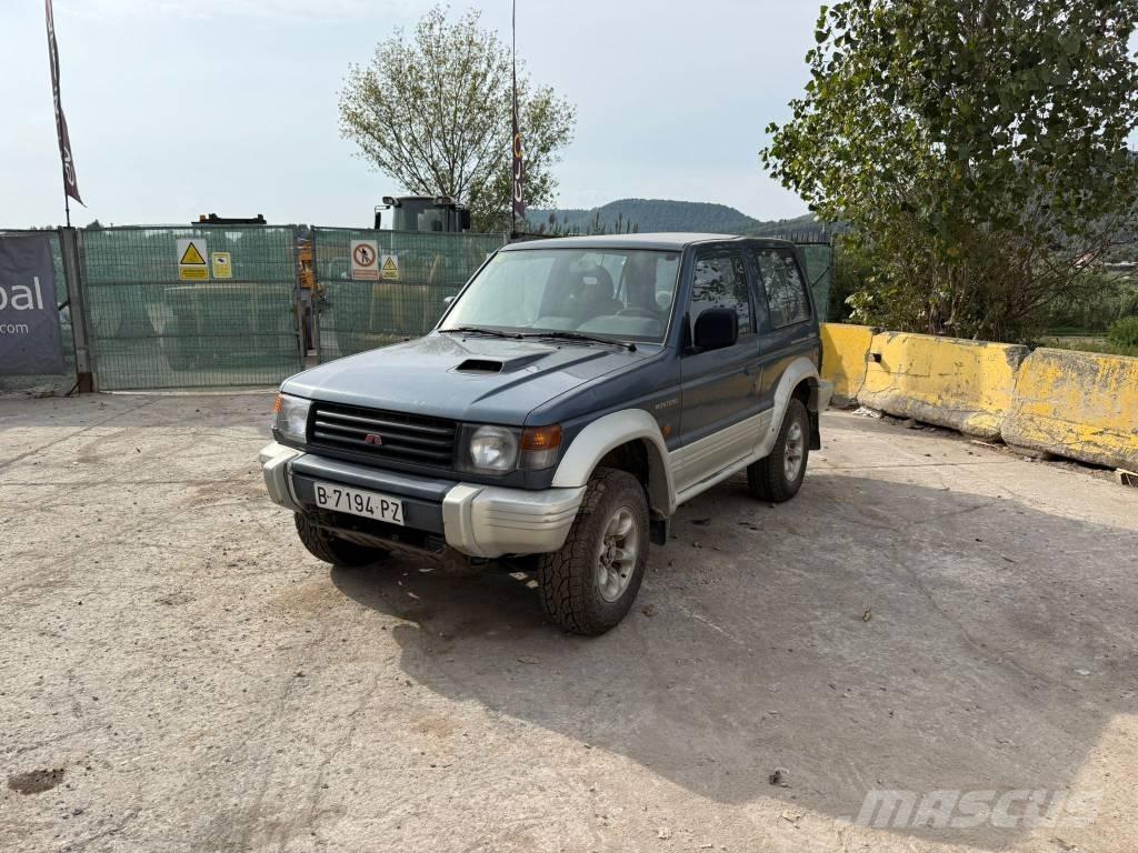 Mitsubishi Montero سيارات