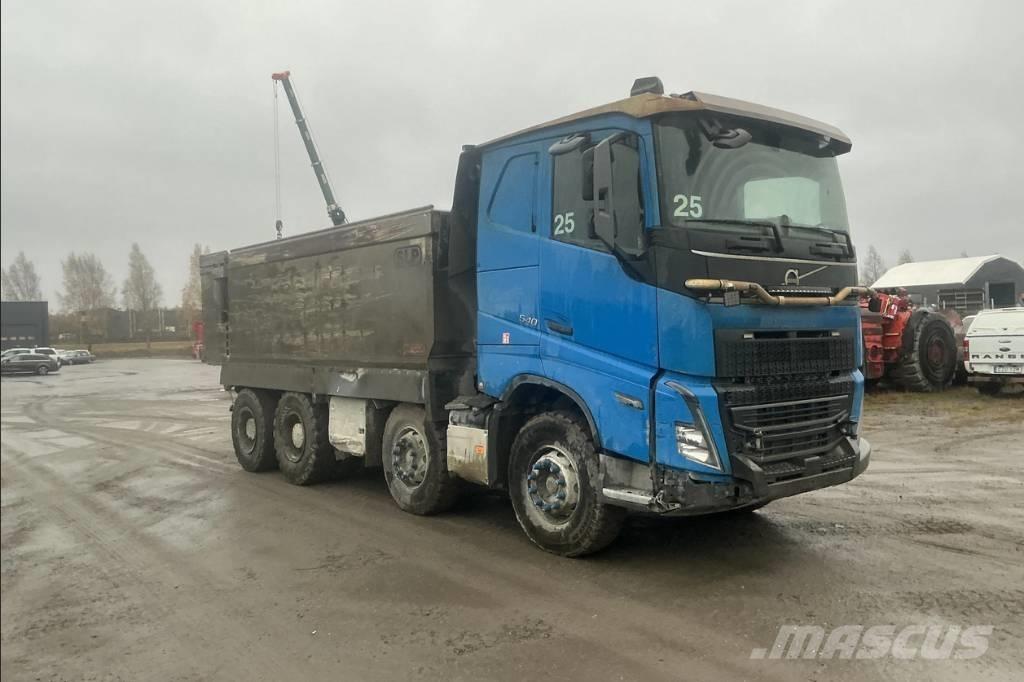 Volvo FH 540 شاحنات لوادر