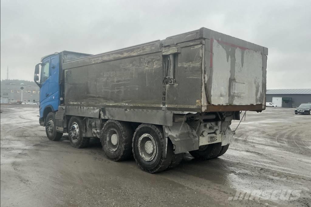 Volvo FH 540 شاحنات لوادر