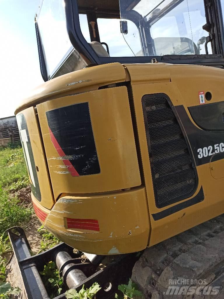 CAT 302.5 C حفارات صغيرة أقل من 7 طن (حفارات صغيرة)