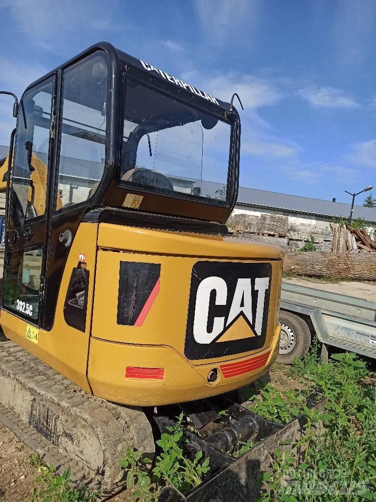 CAT 302.5 C حفارات صغيرة أقل من 7 طن (حفارات صغيرة)