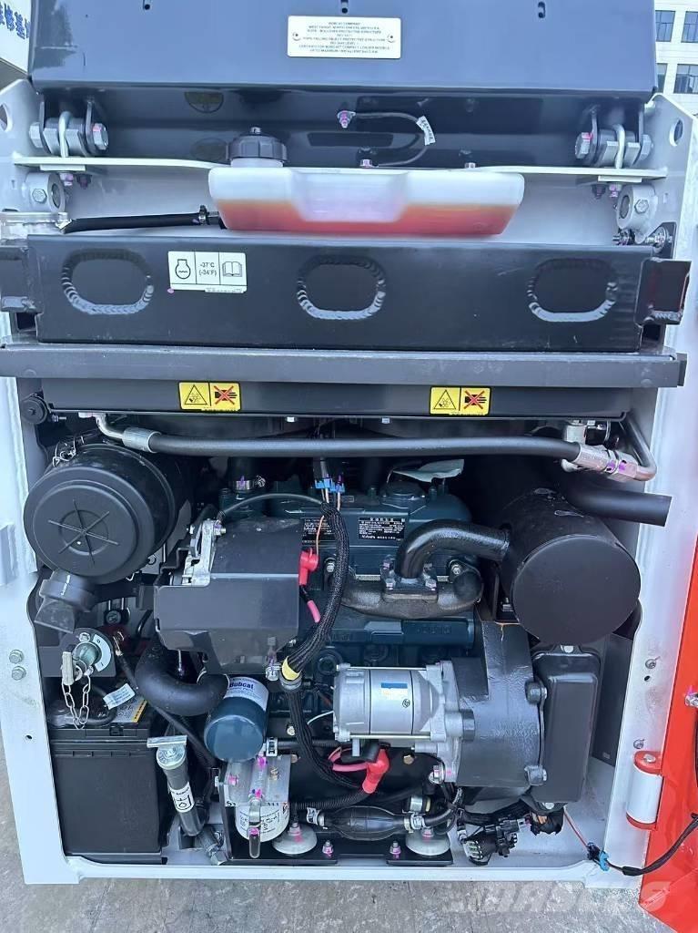 Bobcat S70 لوادر انزلاقية التوجيه