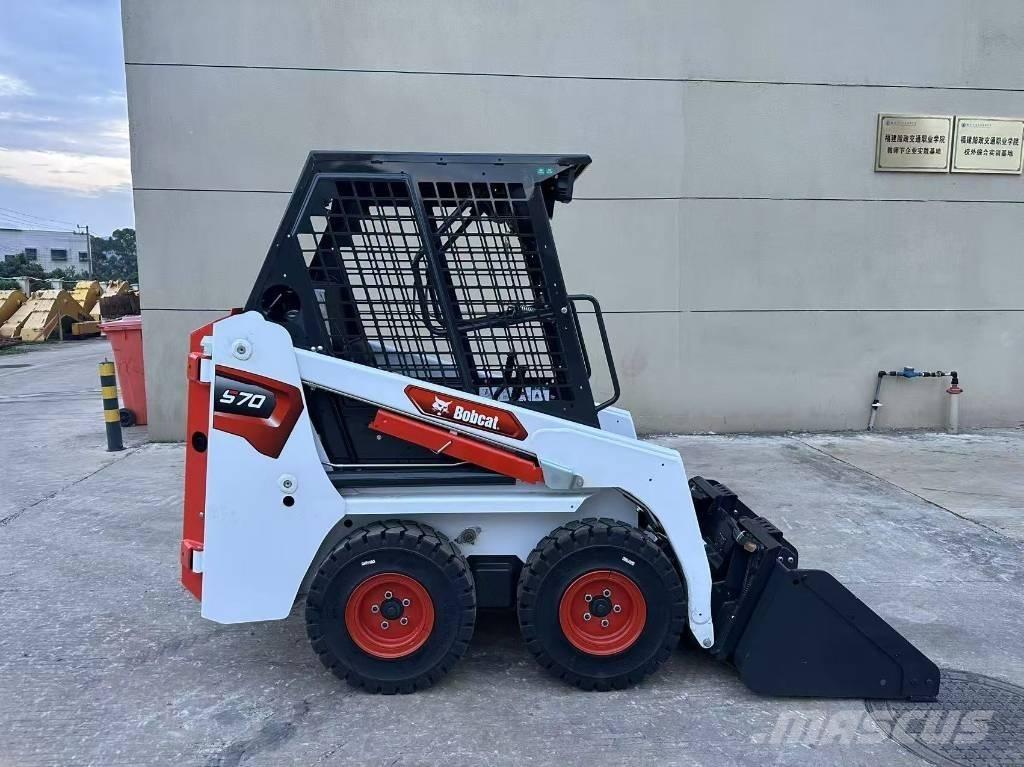 Bobcat S70 لوادر انزلاقية التوجيه