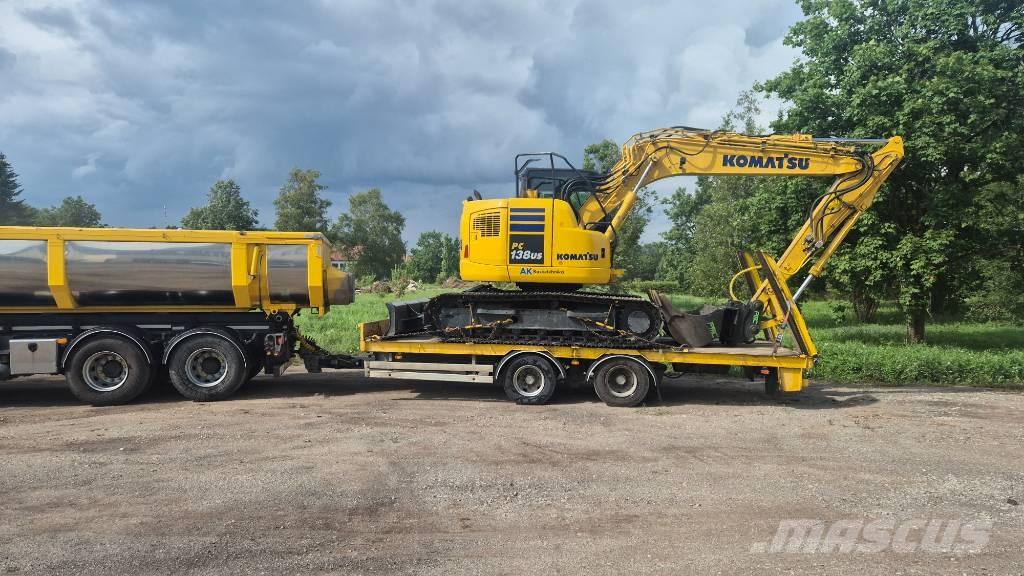 Komatsu PC 138 US-10 حفارات زحافة