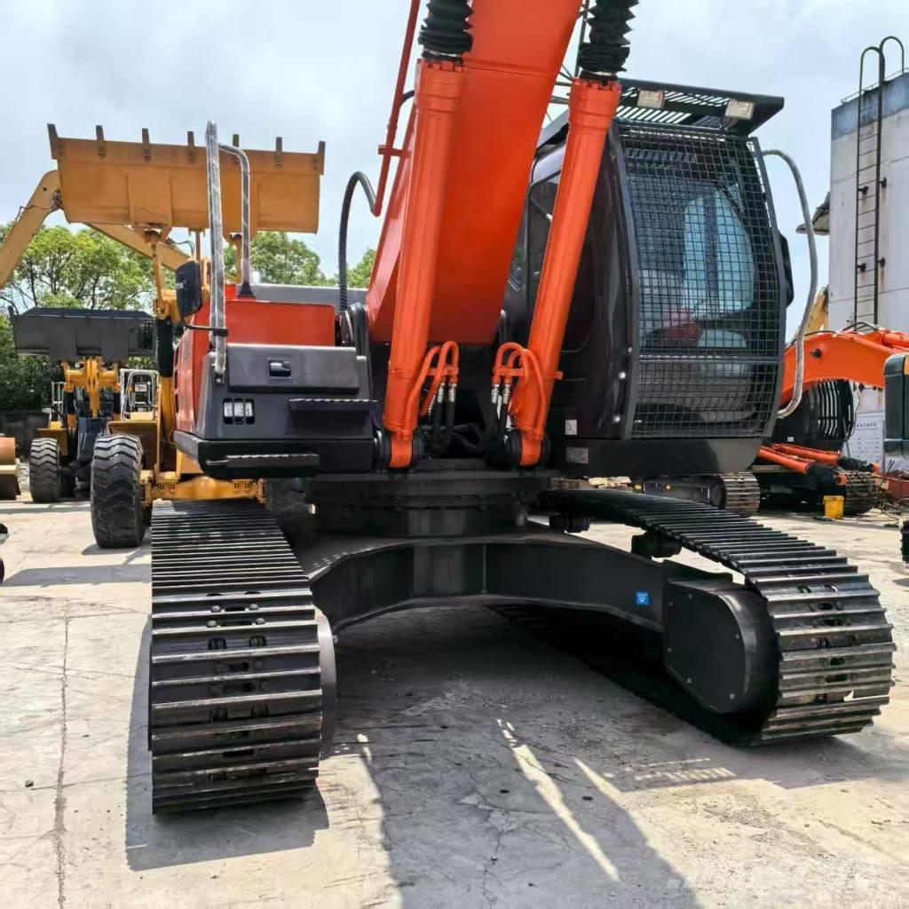 Hitachi ZX 350 H حفارات وسط 7 طن - 12 طن