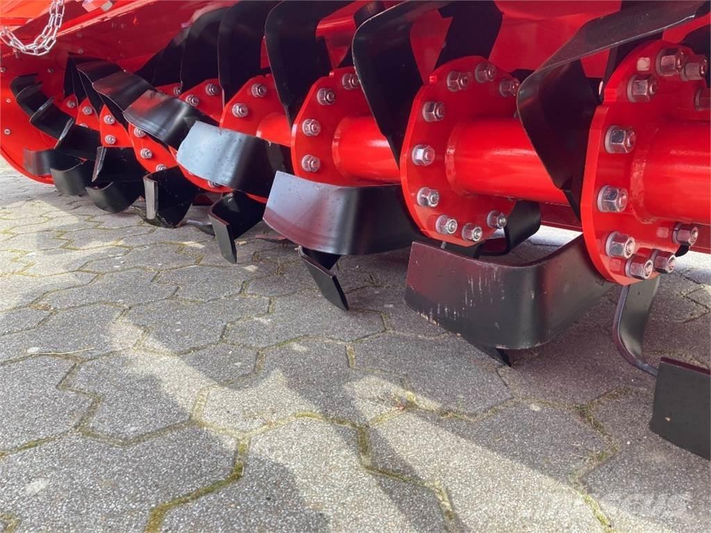 Maschio C 250 أعمال تجهيز التربة
