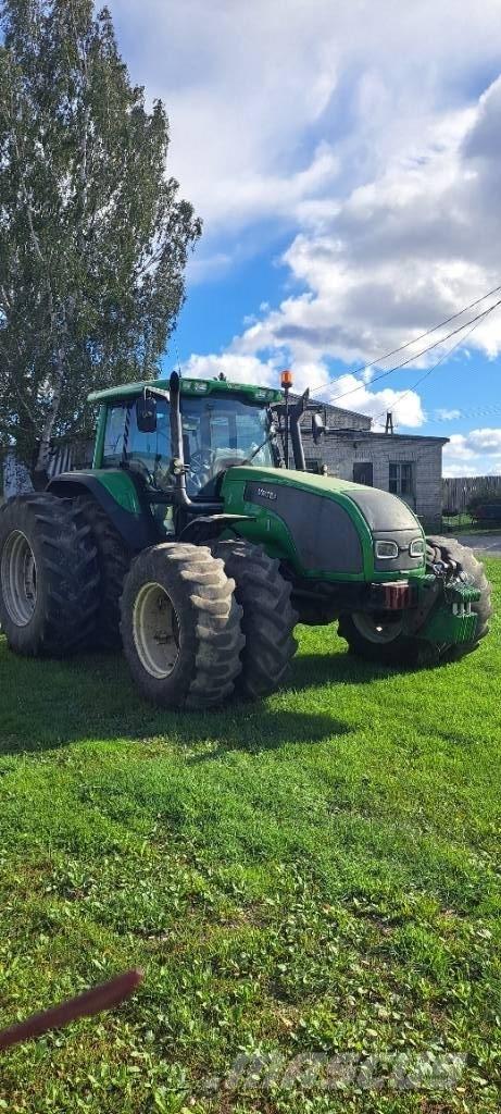 Valtra T170-4 الجرارات