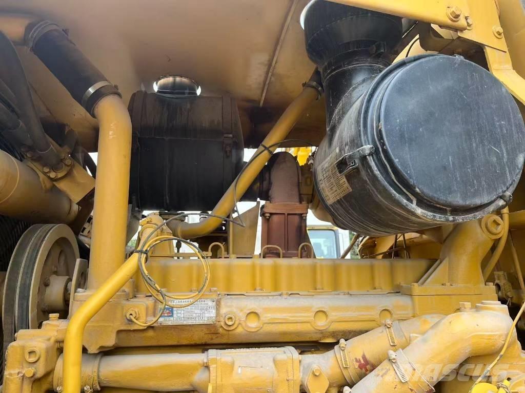CAT D 7 G II معدات تمهيد الطرق