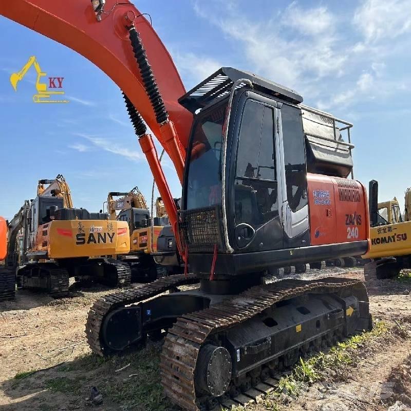 Hitachi ZX 240 حفارات زحافة