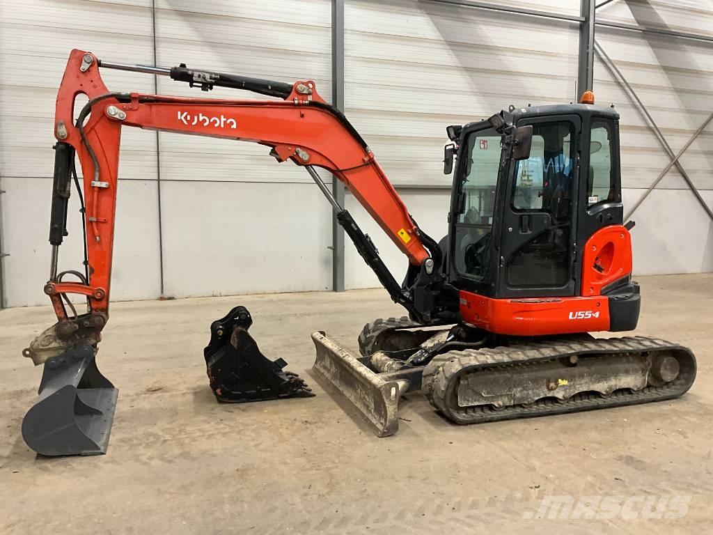 Kubota U 55-4 حفارات صغيرة أقل من 7 طن (حفارات صغيرة)