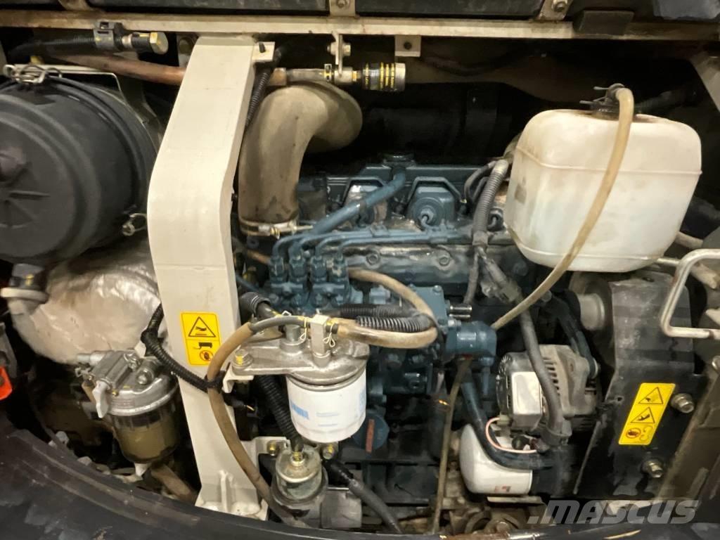 Kubota U 55-4 حفارات صغيرة أقل من 7 طن (حفارات صغيرة)