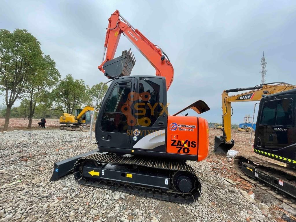 Hitachi ZX 70 حفارات وسط 7 طن - 12 طن