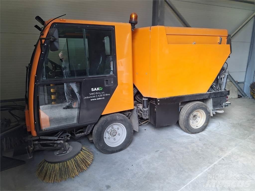 Bucher CC 2000 E2 أخرى