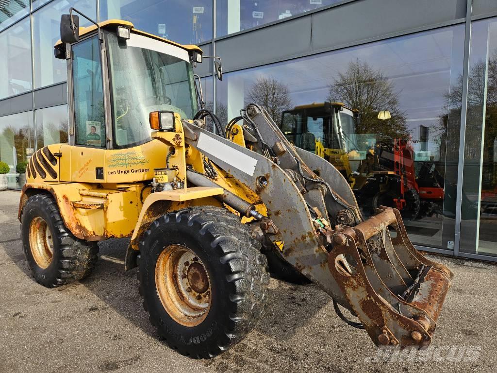 Volvo L 35 لوادر بعجل