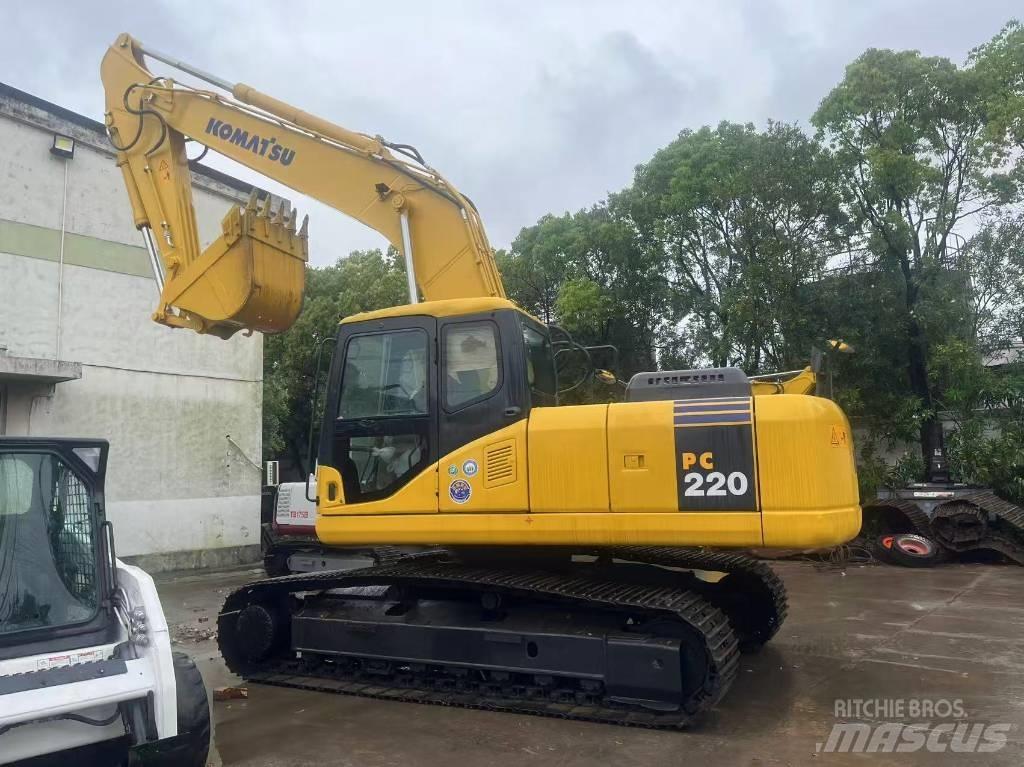 Komatsu PC 220-7 حفارات زحافة