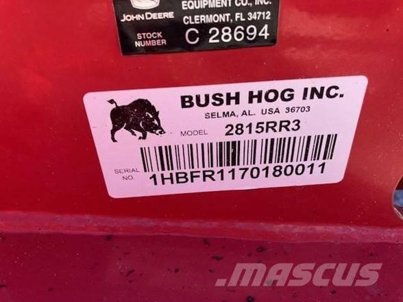 Bush Hog 2815 جزازات وأغطية المراعي