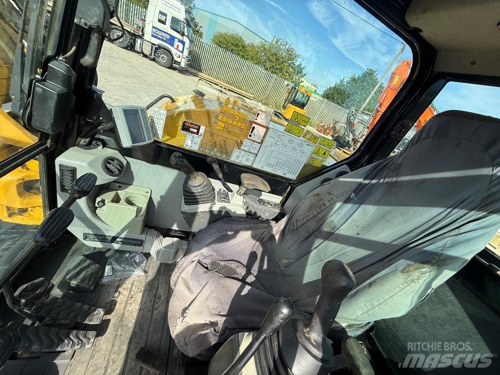 CAT 308 E 2 CR حفارات وسط 7 طن - 12 طن