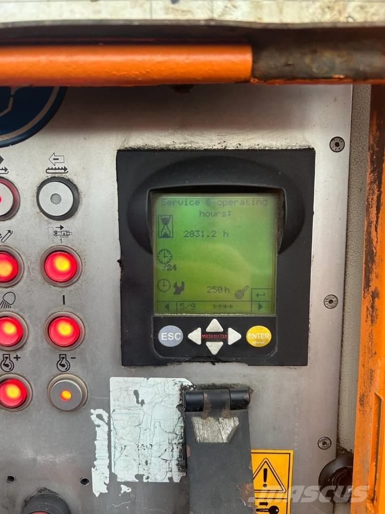 Doppstadt AK 530 آلات تمزيق المخلفات