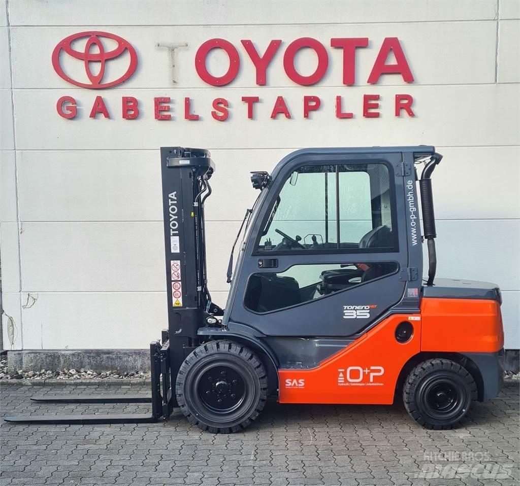 Toyota 56-8FDJ35F شاحنات الديزل