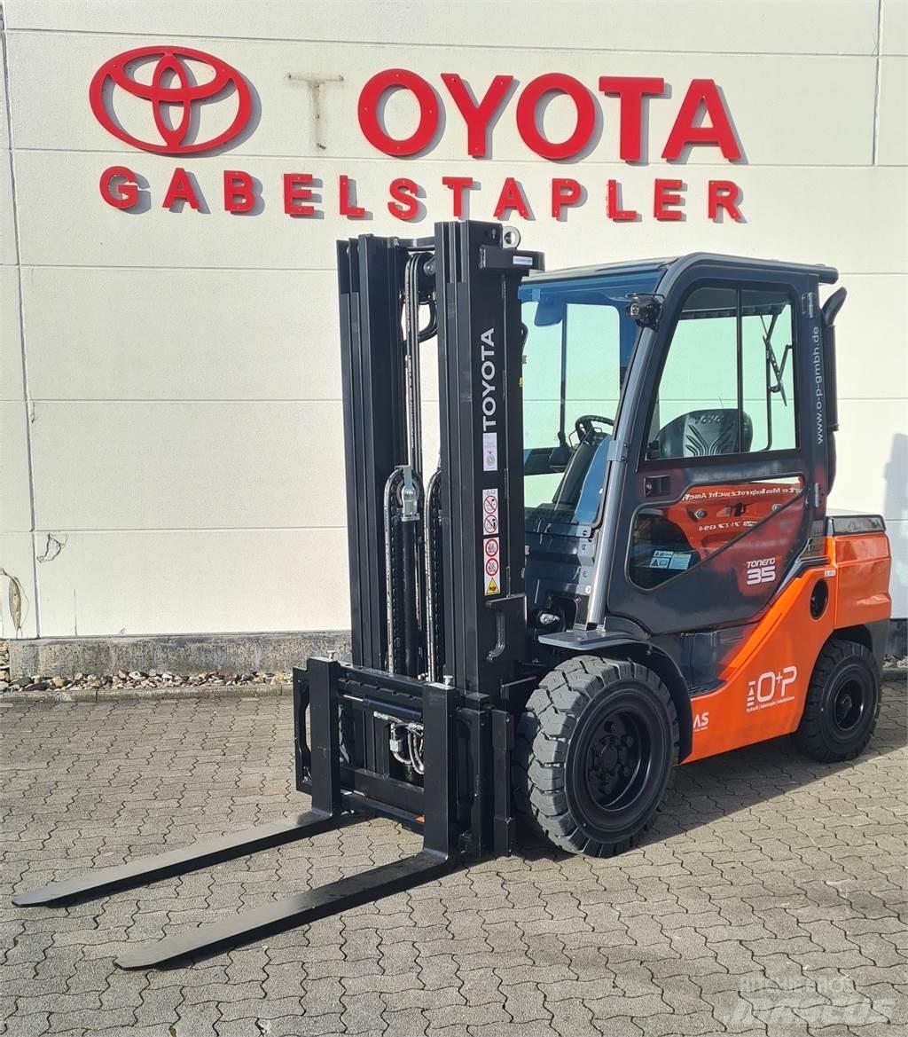 Toyota 56-8FDJ35F شاحنات الديزل