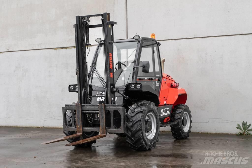 Manitou M 30-4 شاحنات الديزل