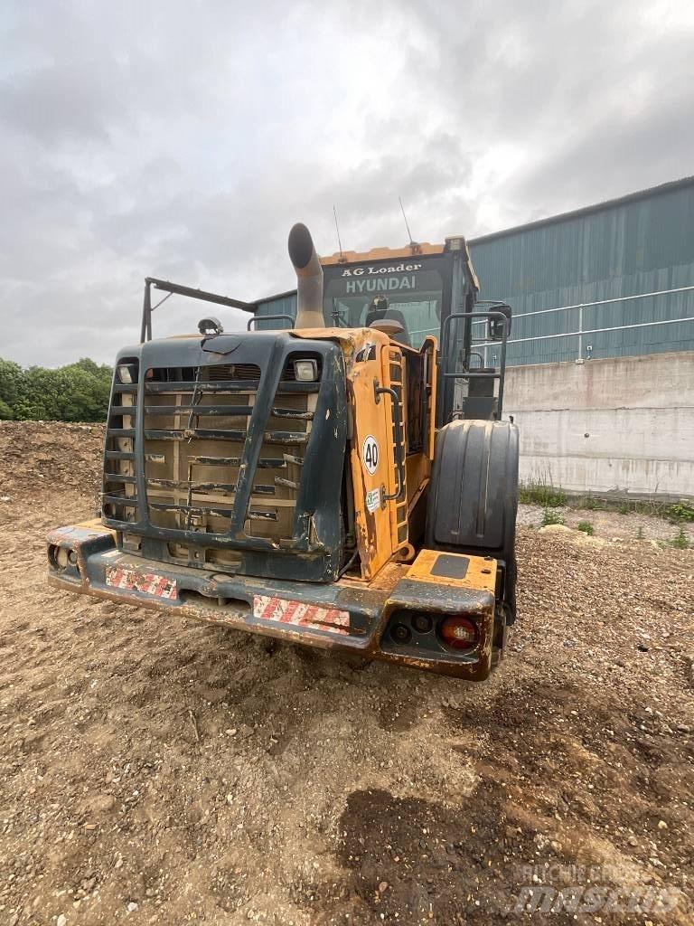 Hyundai HL 757-9 A لوادر بعجل