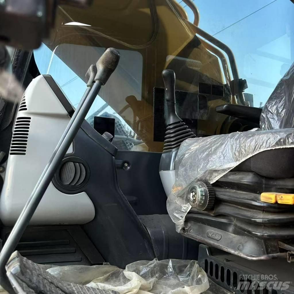 Komatsu 450 حفارات زحافة