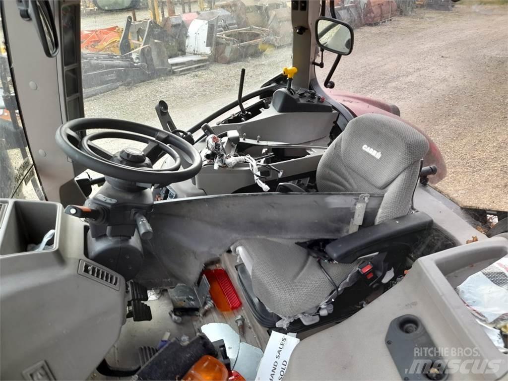 Case IH Maxxum 140 الجرارات