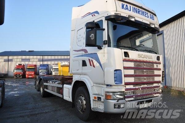 Scania 124 6X2 470 شاحنات الحاويات