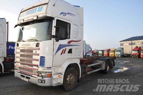 Scania 124 6X2 470 شاحنات الحاويات