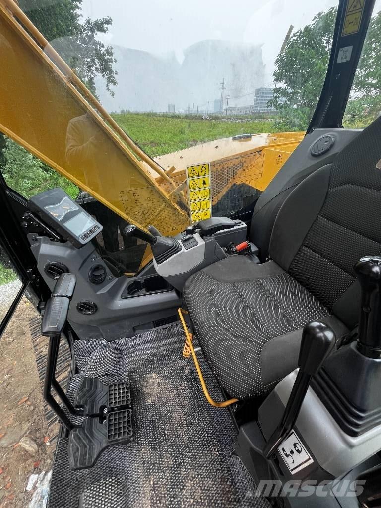 CAT 307,5 حفارات وسط 7 طن - 12 طن