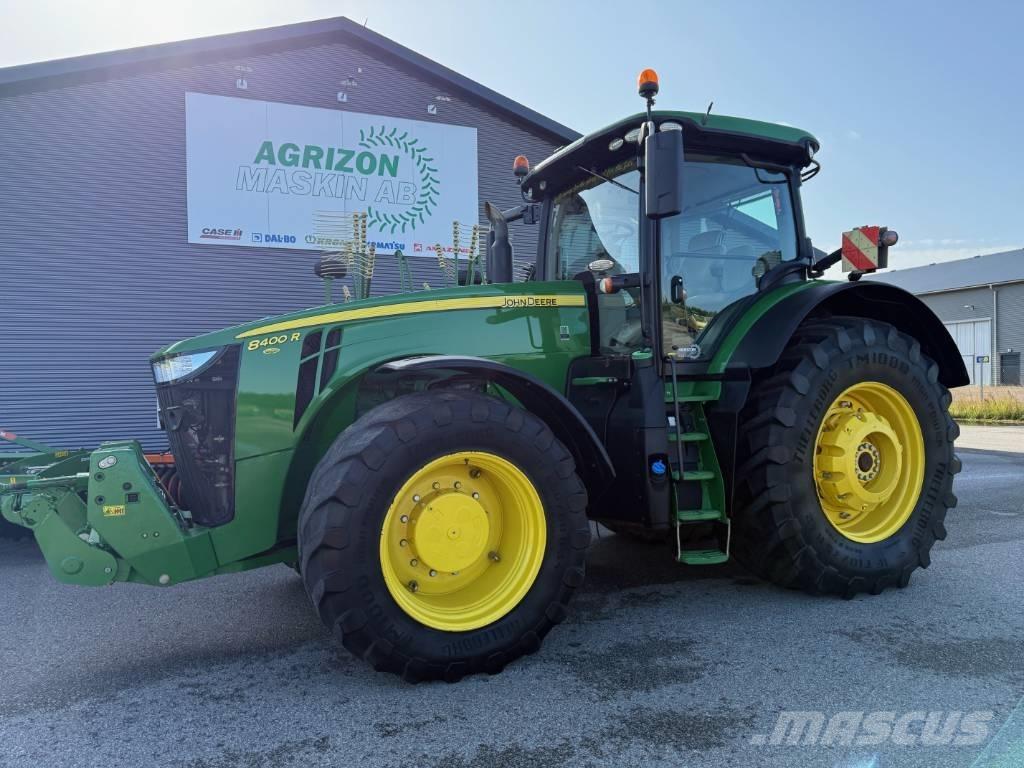 John Deere 8400R الجرارات