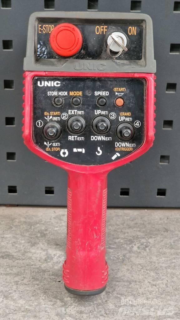 Unic URW 245 رافعات صغيرة