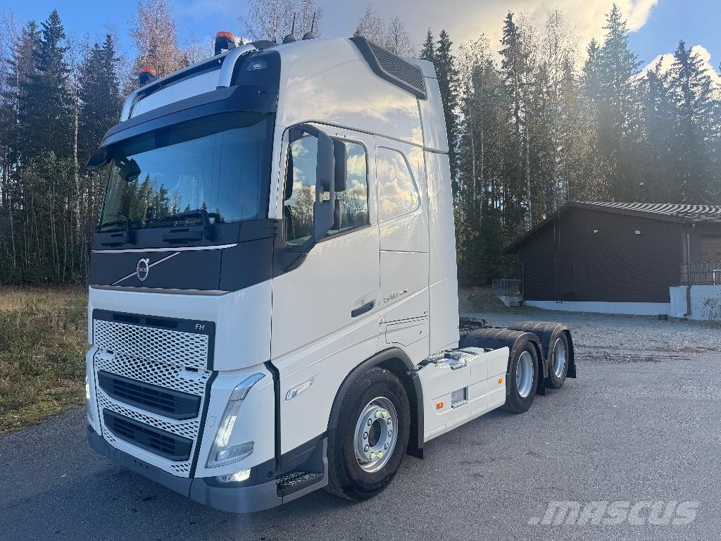 Volvo FH540 6x2 وحدات الجر