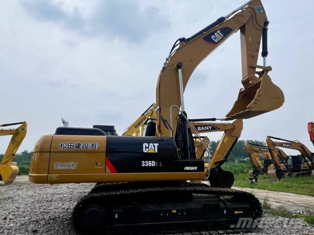 CAT 336 D L حفارات زحافة