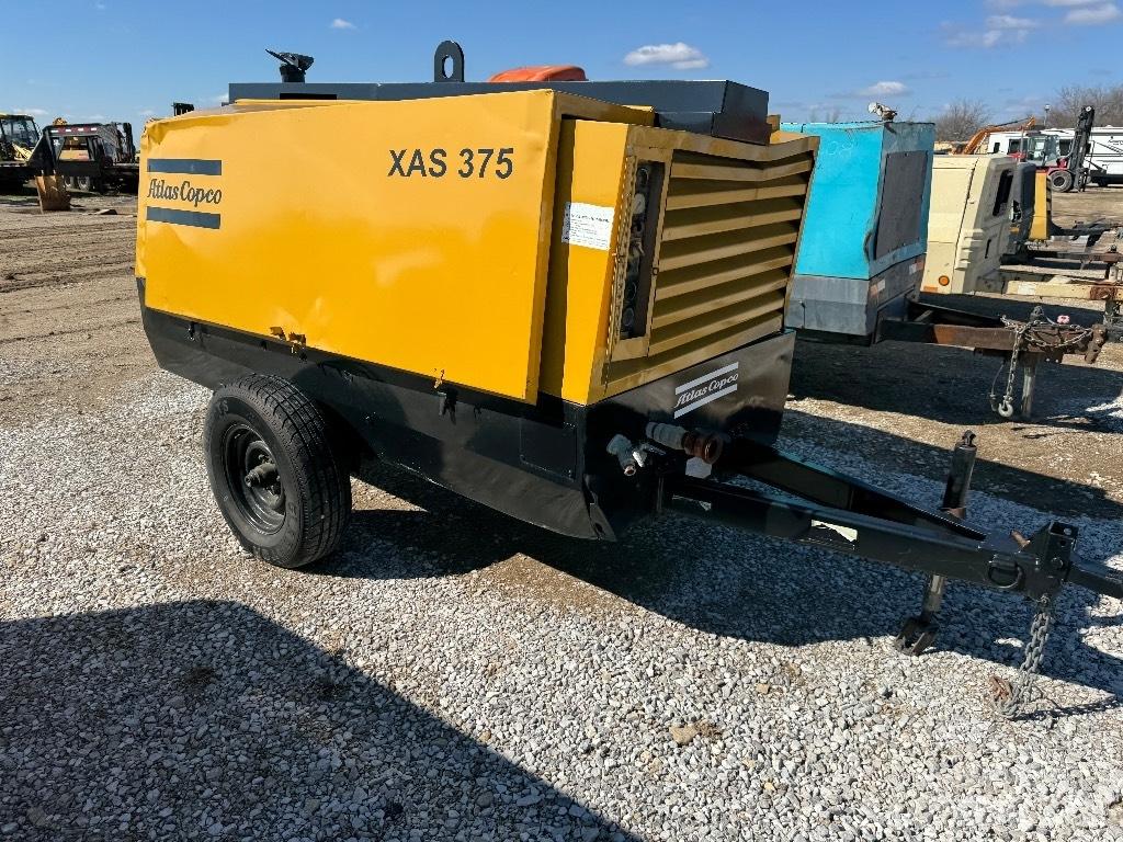 Atlas Copco 375 CFM مكابس