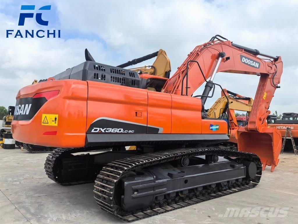 Doosan DX 360 LC حفارات زحافة