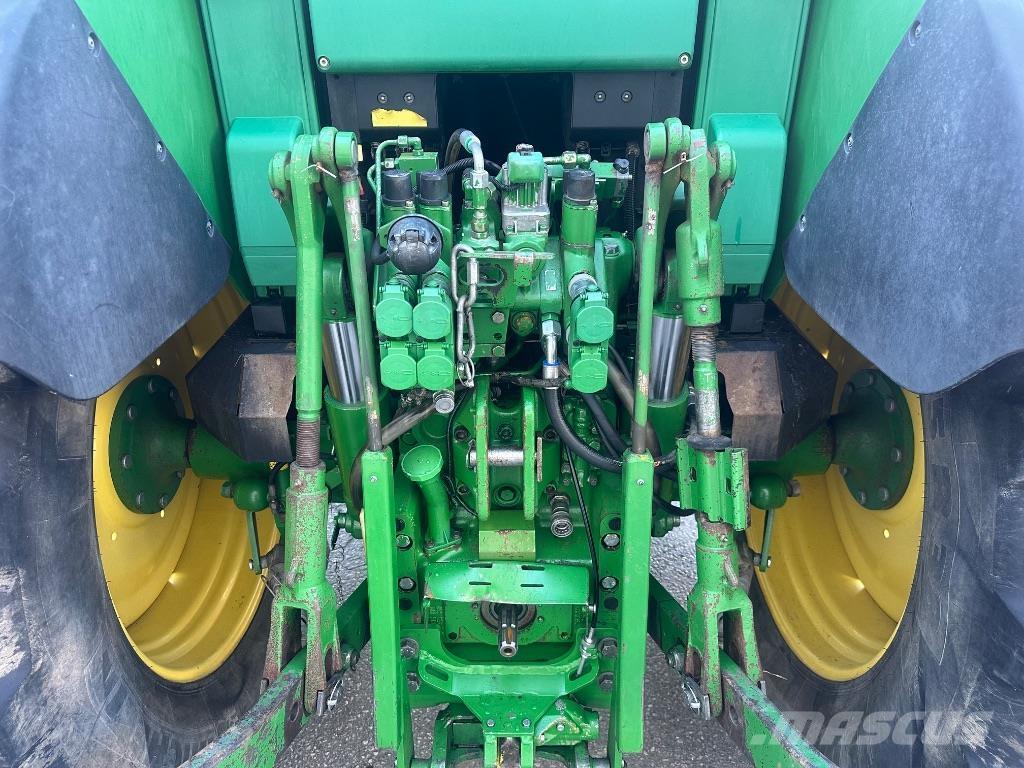 John Deere 6620 الجرارات