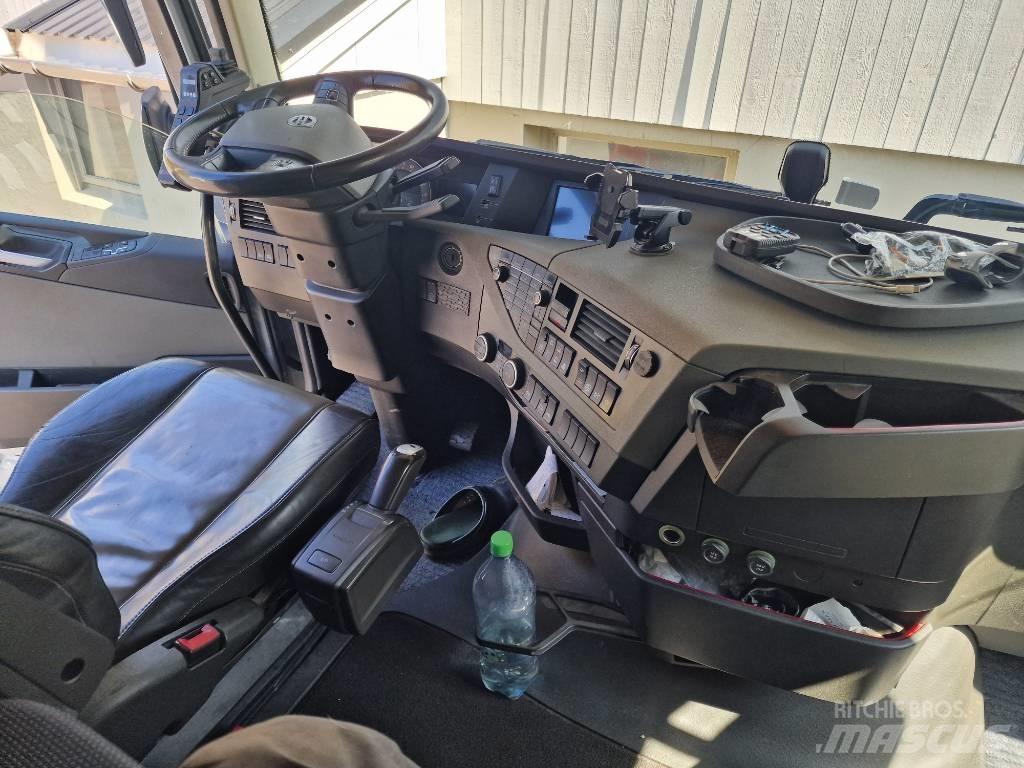 Volvo FH 8X4 شاحنات الرافعات الخطافية