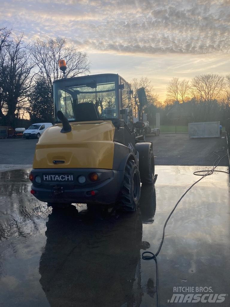 Hitachi ZW 75-6 لوادر بعجل