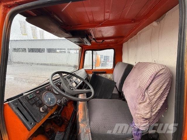 Unimog 424 USED CAB كابينة والداخلية