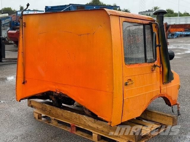 Unimog 424 USED CAB كابينة والداخلية
