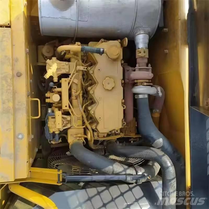 CAT 315 D حفارات زحافة