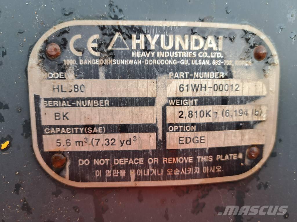 Hyundai HL 980 لوادر بعجل