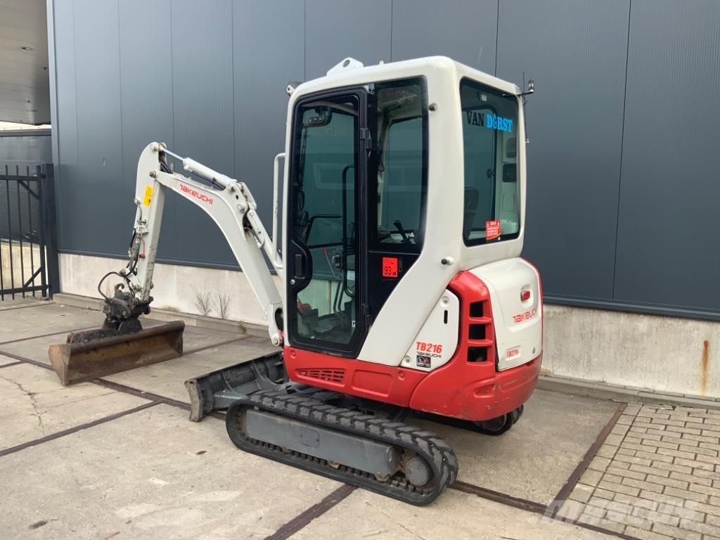 Takeuchi TB 216 حفارات صغيرة أقل من 7 طن (حفارات صغيرة)