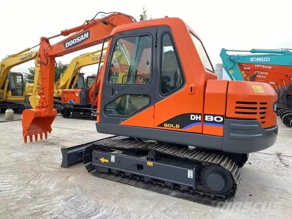 Doosan DH80 حفارات وسط 7 طن - 12 طن