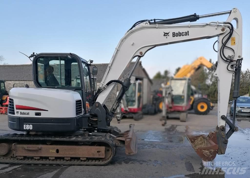 Bobcat E 80 حفارات وسط 7 طن - 12 طن