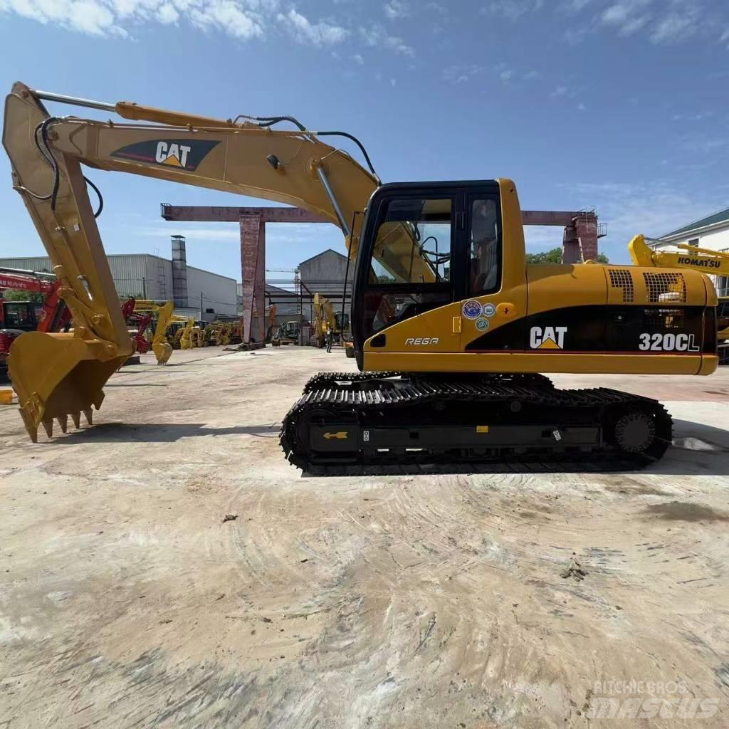 CAT 320 C L حفارات زحافة